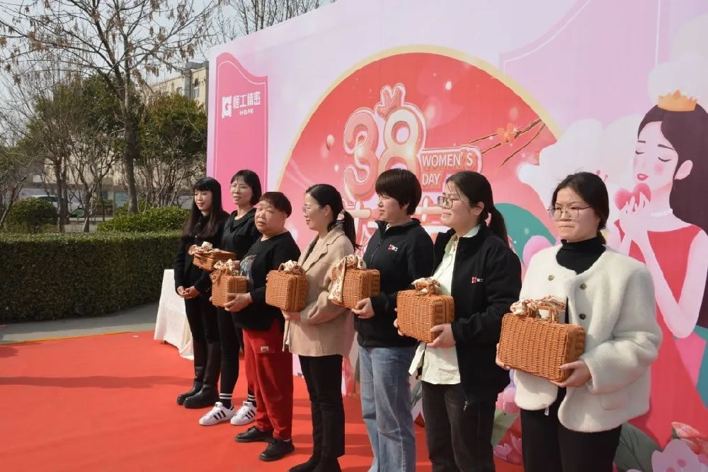 恒工靚麗女神節，巾幗半邊天