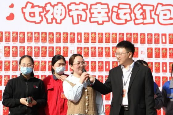 巾幗不讓須眉，綻放鏗鏘芬芳